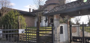 Villa indipendente di carattere con terrazza 