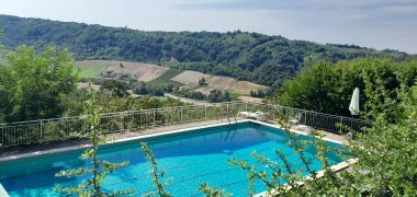 Co-housing famigliare sulle colline piacentine e altro 