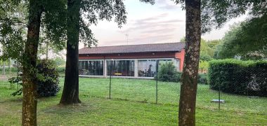 Casale di Campagna sulla strada dell'Oltrepò Pavese 