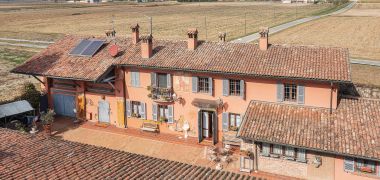 Lombardy Pavia Prestigious farmhouse in the countryside 