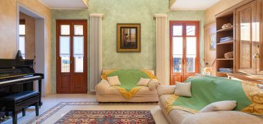 Milano Sud Ovest  -  Casa di pregio con giardino esclusivo