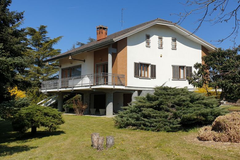 Villa di carattere, ideale per B&B, Casa Famiglia o Residenza plurifamigliare 