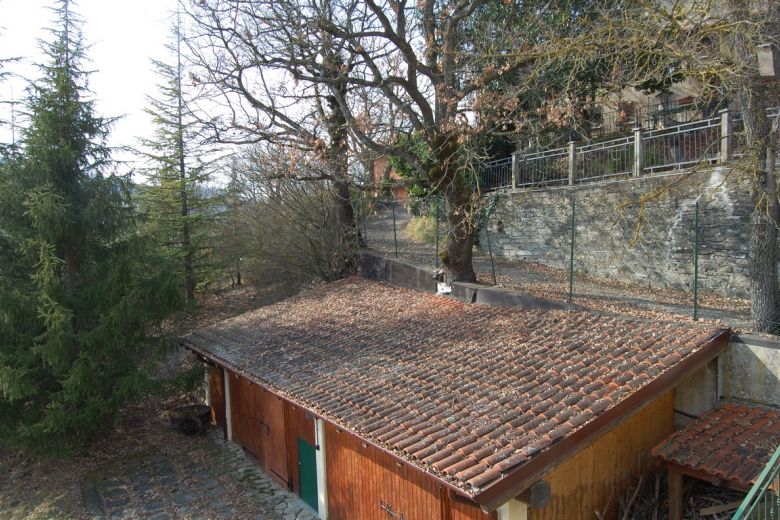 Country House in the Hills - panoramic view 