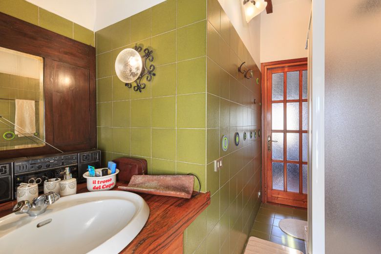 Antica dimora  sulle colline di Castana in Oltrepò Pavese 