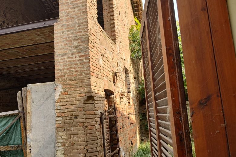 Colline di Casteggio -  Case da ristrutturare - co-housing famigliare 