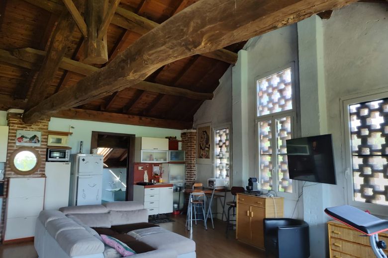 Cascina finemente ristrutturata nella campagna pavese - Corteolona