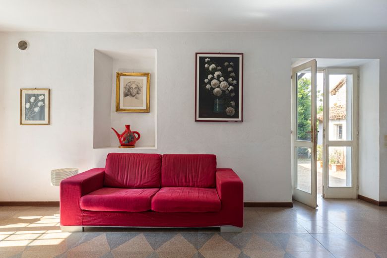 Oltrepò Pavese - Abitazione indipendente con antichi edifici in sasso 