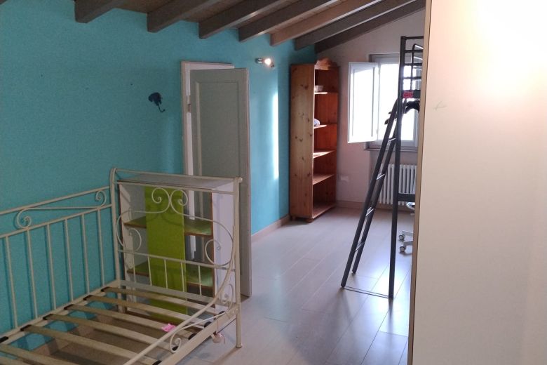 A beautiful stone house with garden at the foot of the Piacenza hills in the Luretta Valley