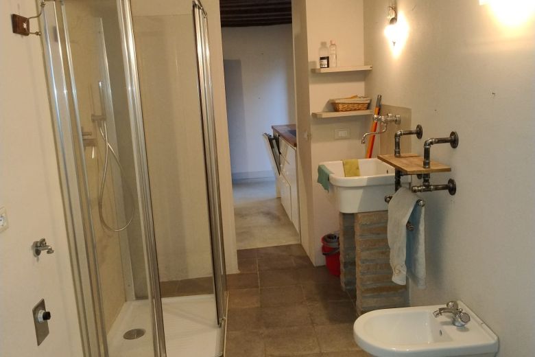 A beautiful stone house with garden at the foot of the Piacenza hills in the Luretta Valley