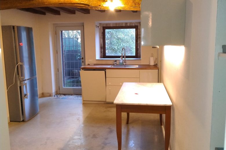 A beautiful stone house with garden at the foot of the Piacenza hills in the Luretta Valley