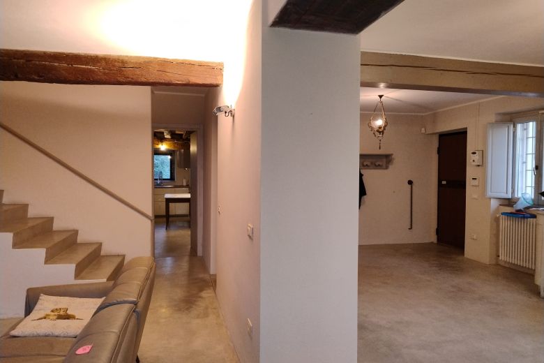 A beautiful stone house with garden at the foot of the Piacenza hills in the Luretta Valley
