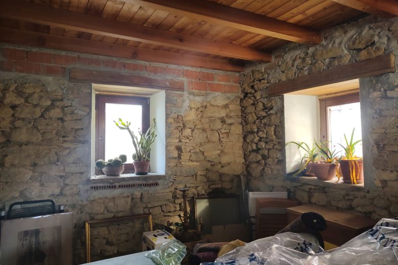 Caratteristica soluzione in sasso nel cuore della Val Staffora