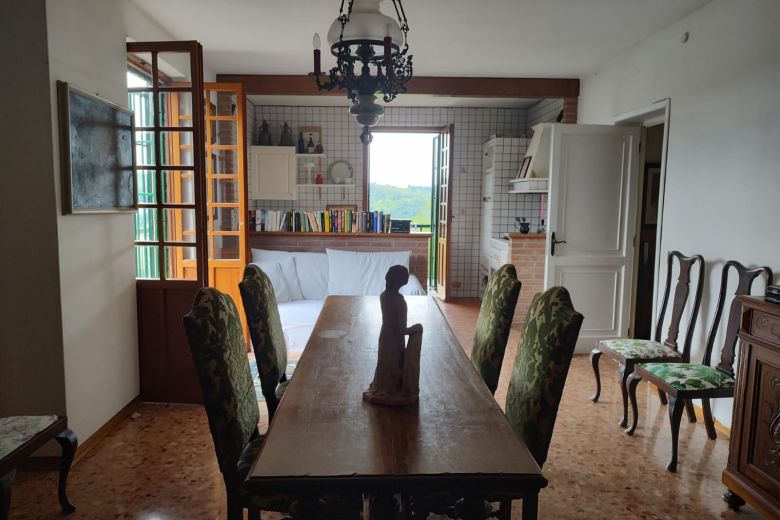 Co-housing famigliare sulle colline piacentine e altro 