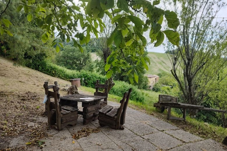 Co-housing famigliare sulle colline piacentine e altro 