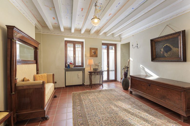 Immobile di pregio nella campagna pavese Immobile di pregio nella campagna pavese