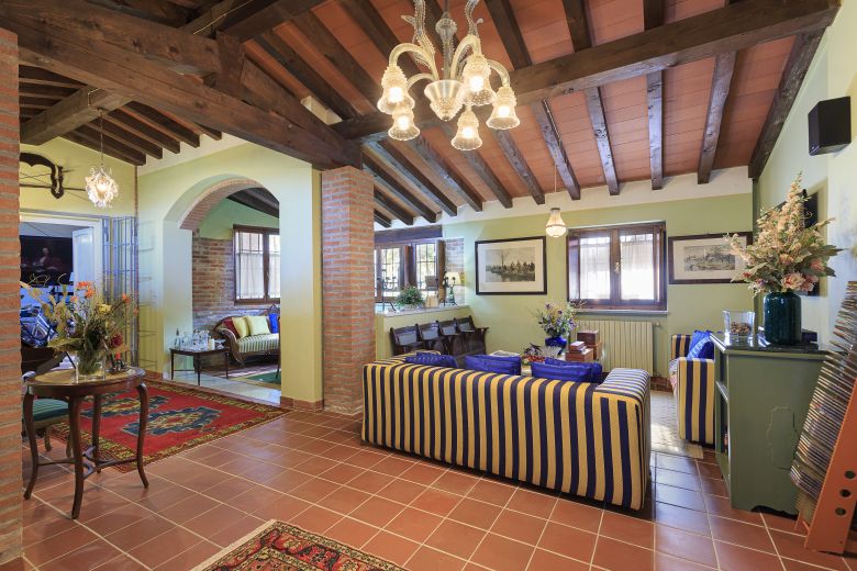 Immobile di pregio nella campagna pavese Immobile di pregio nella campagna pavese