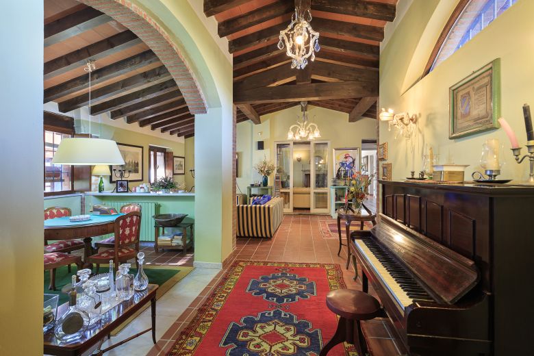 Immobile di pregio nella campagna pavese Immobile di pregio nella campagna pavese