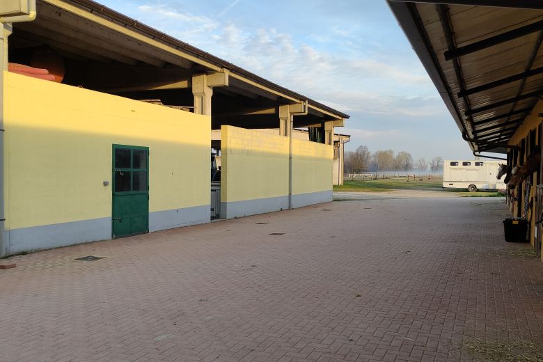 Equestrian Center in the Lodi countryside - 55 Km from Milan
