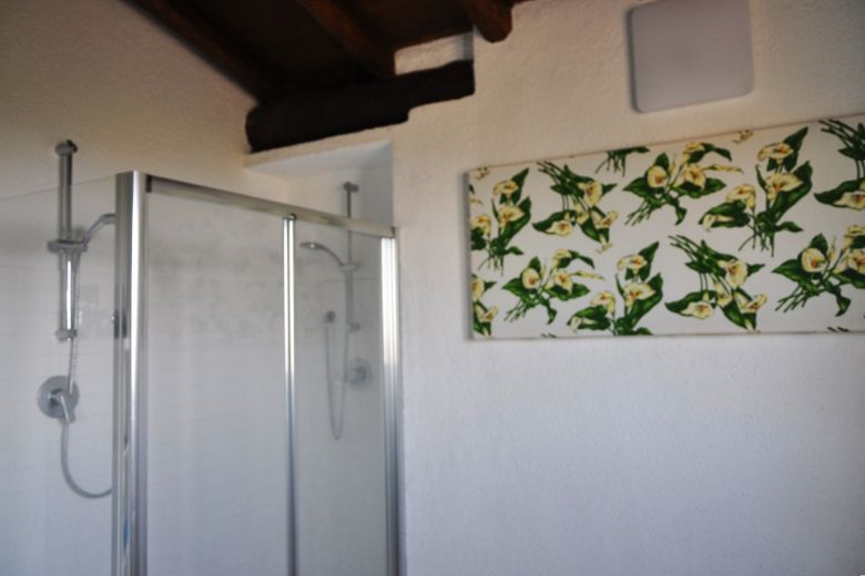 Hills of the Oltrepò Pavese - Country house in the panoramic green 