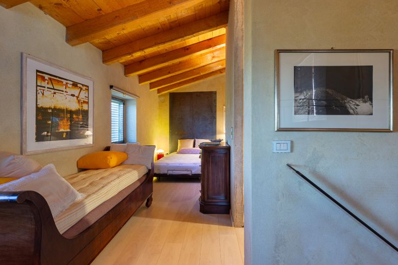 Colline Piacentine Podere con casa in sasso d'epoca Colline Piacentine Podere con casa in sasso d'epoca