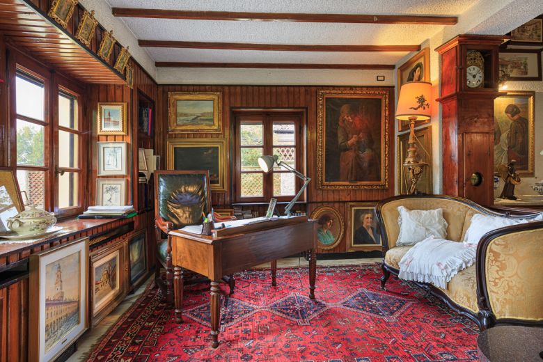 Garlasco - Antica casa di campagna con parco 