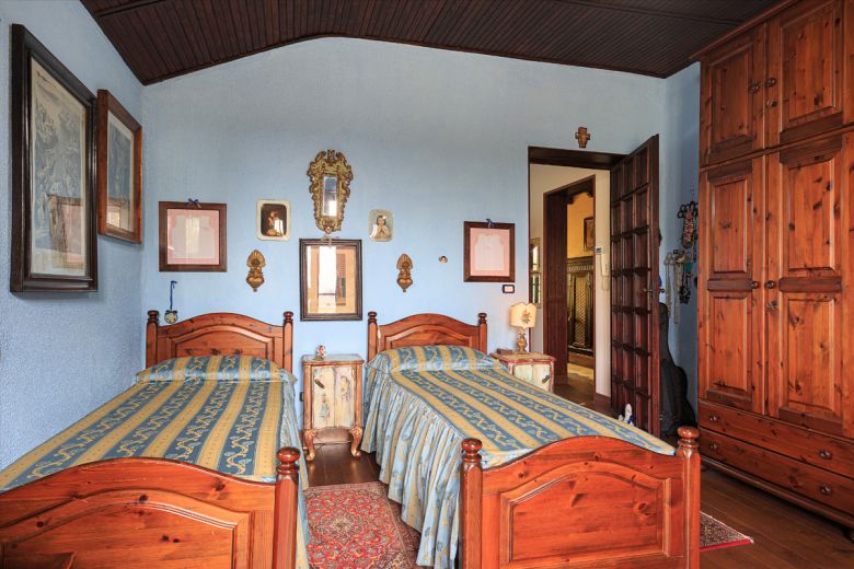 Garlasco - Antica casa di campagna con parco 