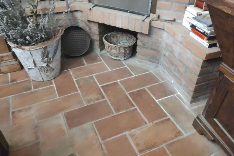 Casa in sasso con giardino e rustico a pochi km da Varzi Casa in sasso con giardino e rustico a pochi km da Varzi