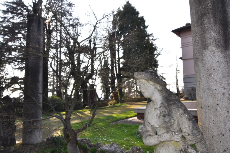 Miradolo Terme (PV) ​​​​​​​Prestigious Liberty-Style Villa for Sale – Less than 50 km from Milan