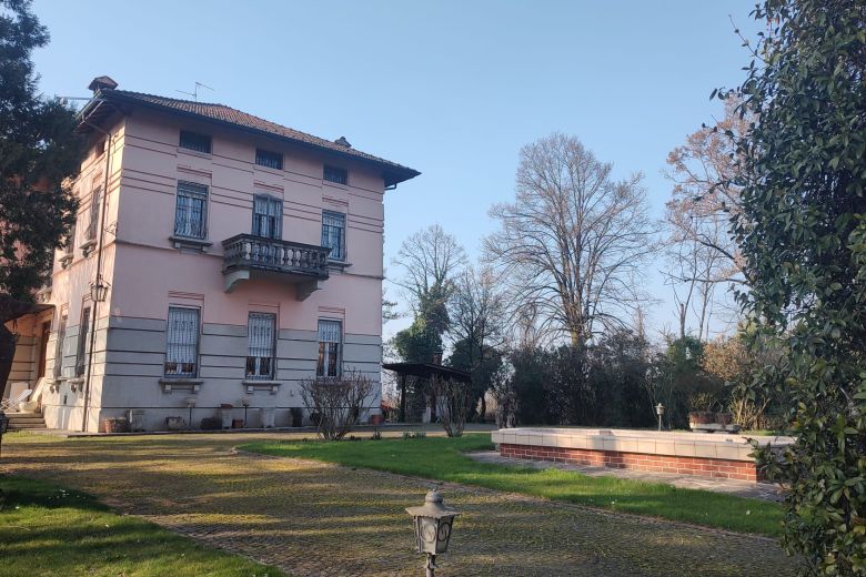 Miradolo Terme (PV) Prestigious Liberty-Style Villa for Sale – Less than 50 km from Milan Miradolo Terme (PV) Prestigious Liberty-Style Villa for Sale – Less than 50 km from Milan