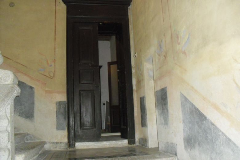 Porzione Palazzo Settecentesco  Milano 22 km 