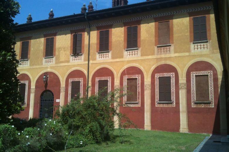 Porzione Palazzo Settecentesco Milano 22 km Porzione Palazzo Settecentesco Milano 22 km