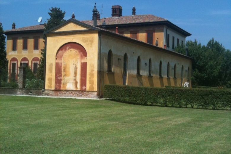 Porzione Palazzo Settecentesco Milano 22 km Porzione Palazzo Settecentesco Milano 22 km