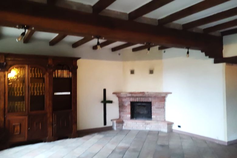 Porzione di Casale in Sasso – Appartamento + Laboratorio