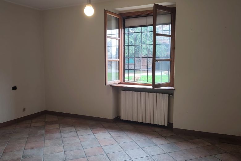 Porzione di Casale in Sasso – Appartamento + Laboratorio