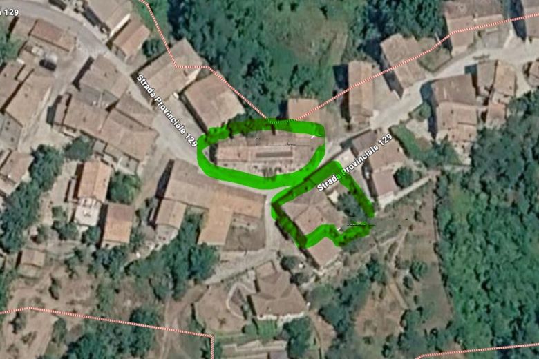 A casa. La tua libertà tra i vicoli di Ruino. A casa. La tua libertà tra i vicoli di Ruino.