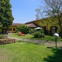 Storica cascina di pregio con giardino alle porte di Pavia
